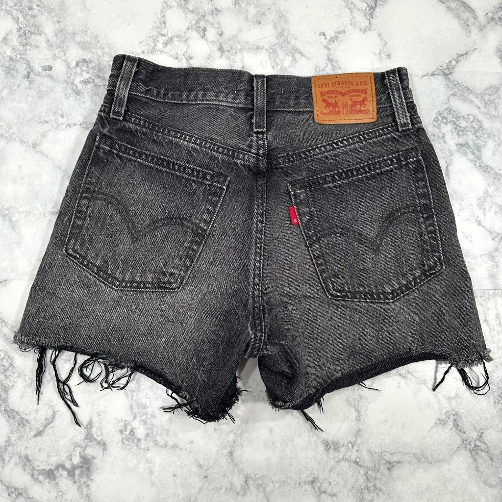 Levi's  Wedgie Short in Bling Bling - Image 4