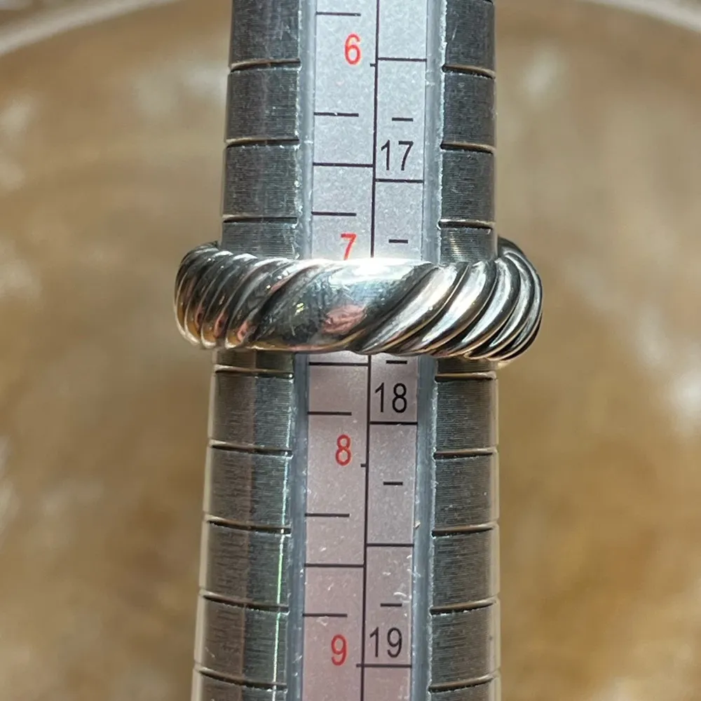 14K and Sterling Silver Two Tone Violet Chalcedony Cable Ring - Image 16