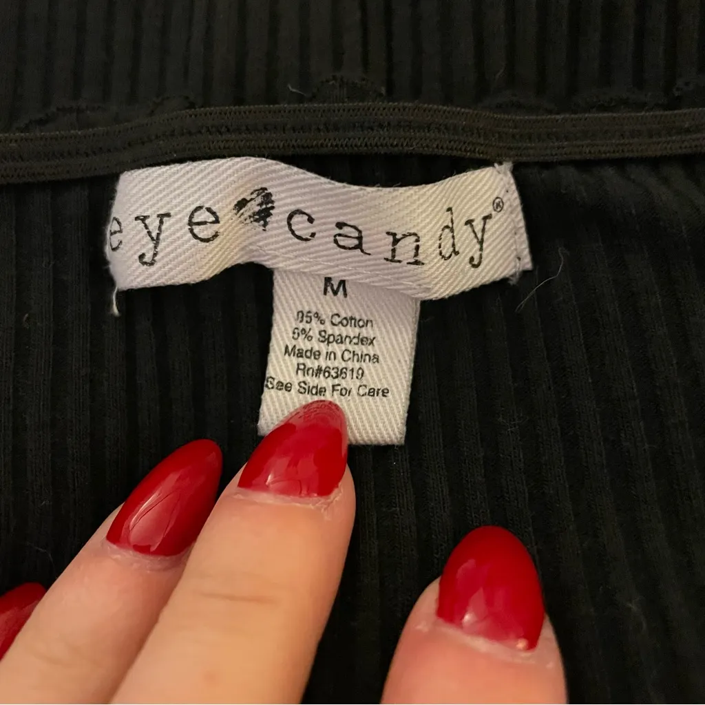 Eye Candy Ribbed Off-Shoulder Button-Up Crop Top, Black, Size M, EUC - Image 3