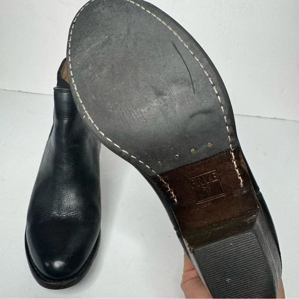 Frye Jackie Gore Ankle Boots in black leather size 6 - Image 9