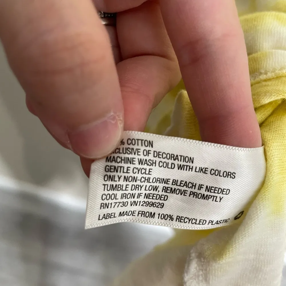 Knox Rose Yellow Tie Dye Ruffle Top Medium - Image 5