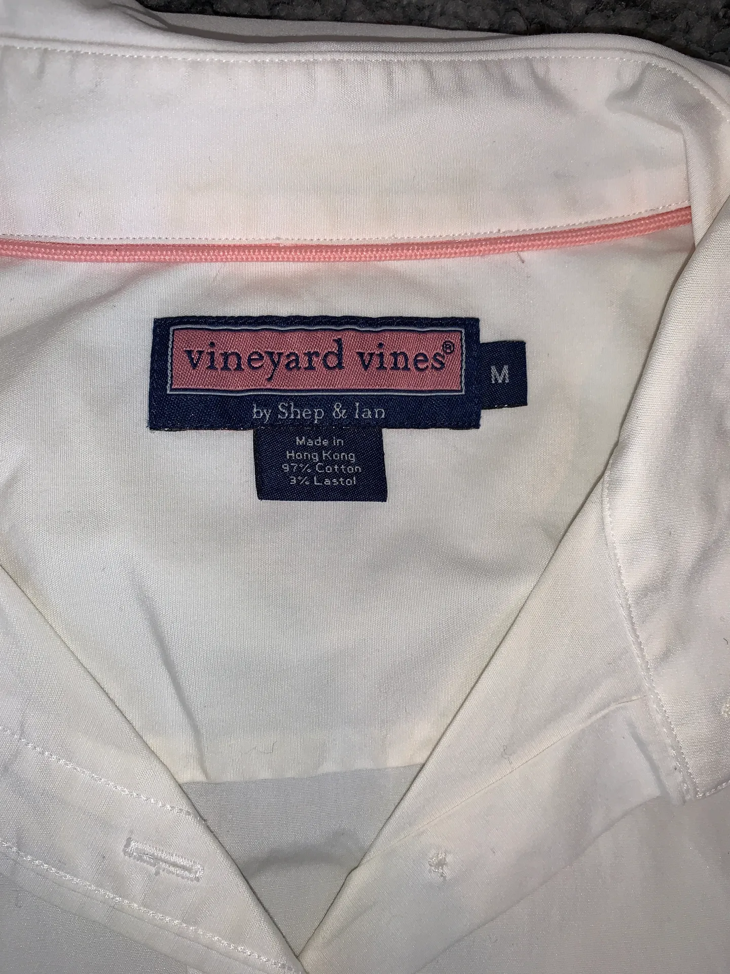 Vineyard Vines Button Down Top - Image 3