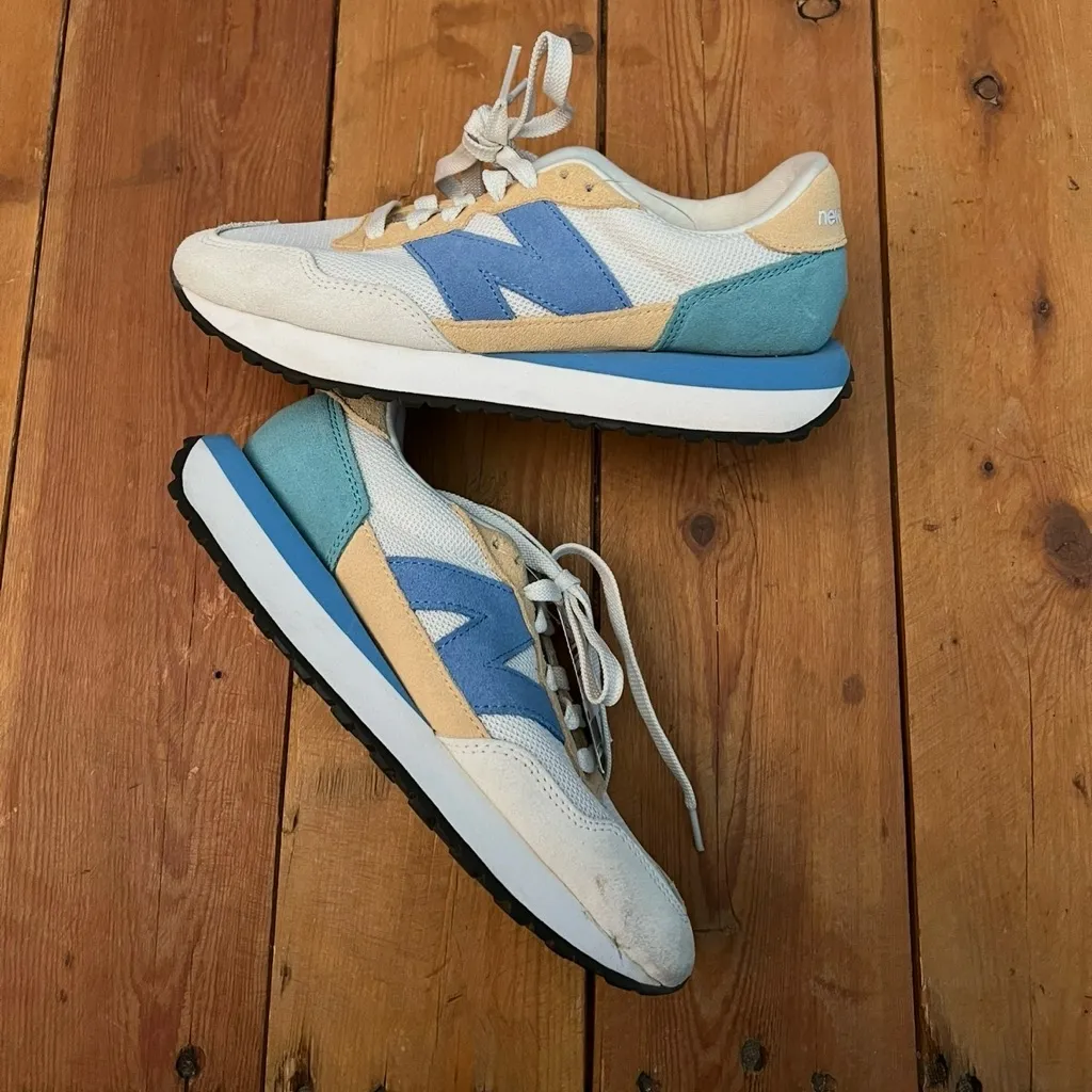 New Balance 237 model WS237TA sz 7 - Image 7