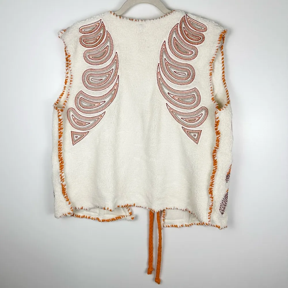 By Anthropologie Embroidered Sherpa Vest - Image 5