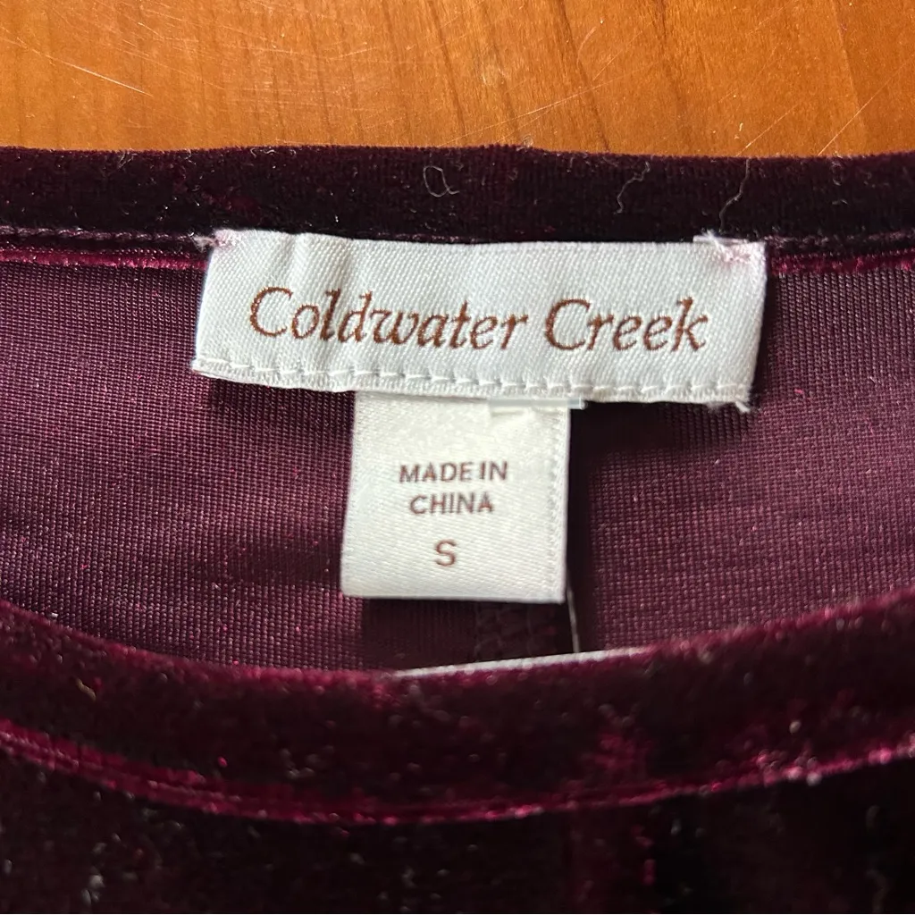 NWT Coldwater Creek Velvet Velour Top Women’s Small Wine Red 3/4 Sleeve Holiday - Image 4