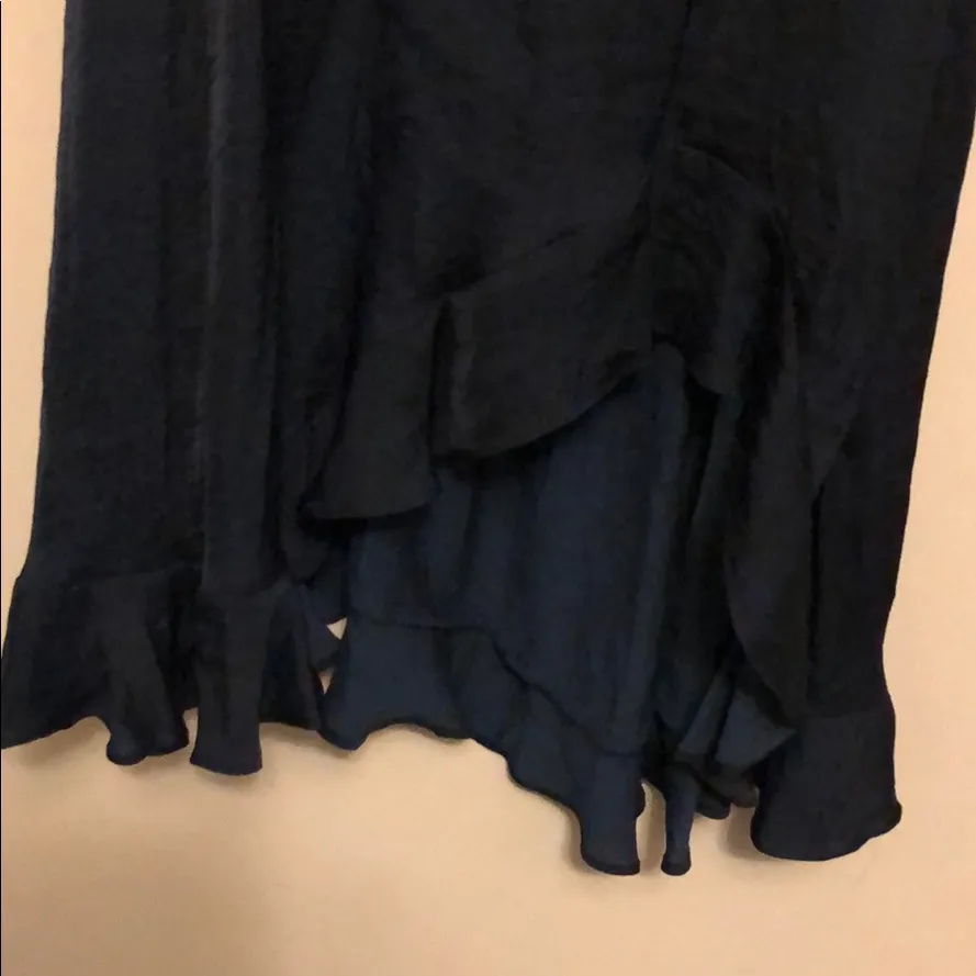 Vince Camuto asymmetrical ruffle hem navy dress - Image 8