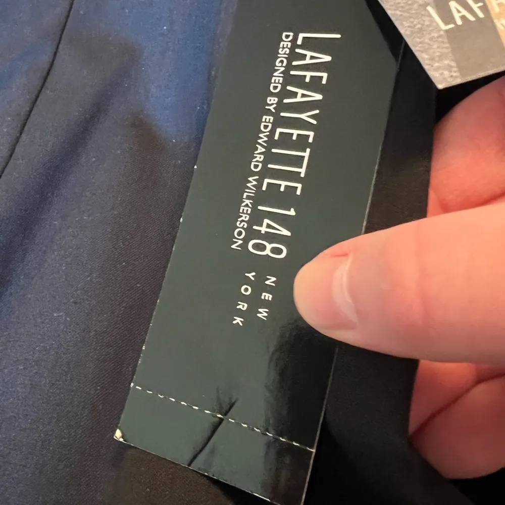 Lafayette 148 New York Italian Stretch Virgin Wool Blend Skirt Black NWT Size 10 - Image 4