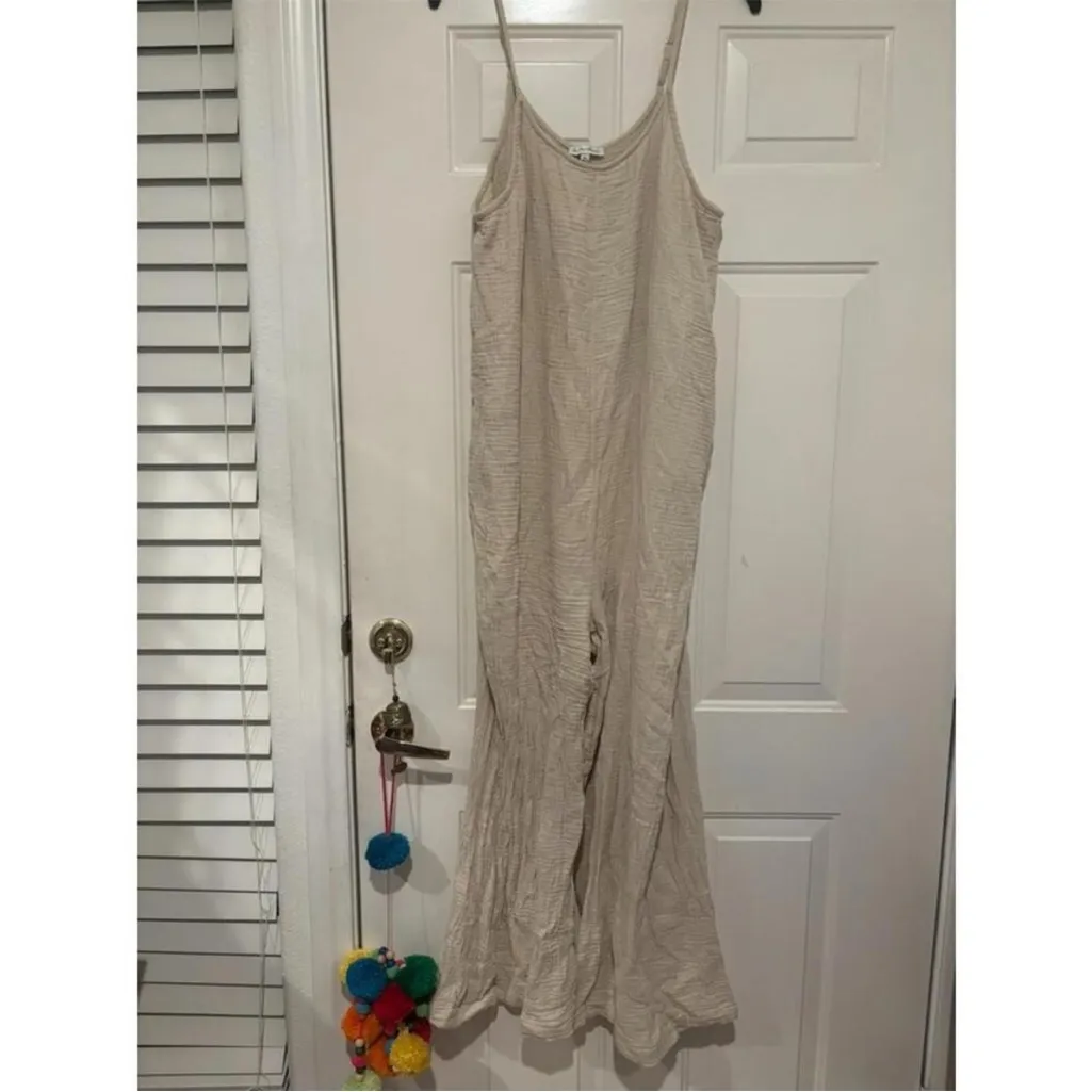 Hunter & Brown Flowy oversized boho style Jumpsuit size small - Image 4