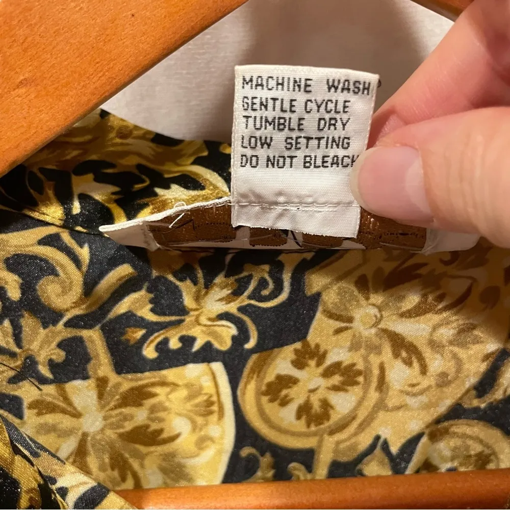 Funky 80’s black and gold boujee luxury look silky blouse old money vibes Size 14 - Image 6