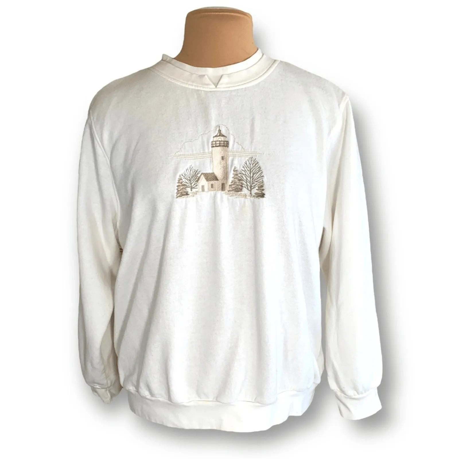 Vintage Cream Embroidered Lighthouse Sweatshirt Large Petite LP Cozy Cottage Tan Size undefined - Image 11