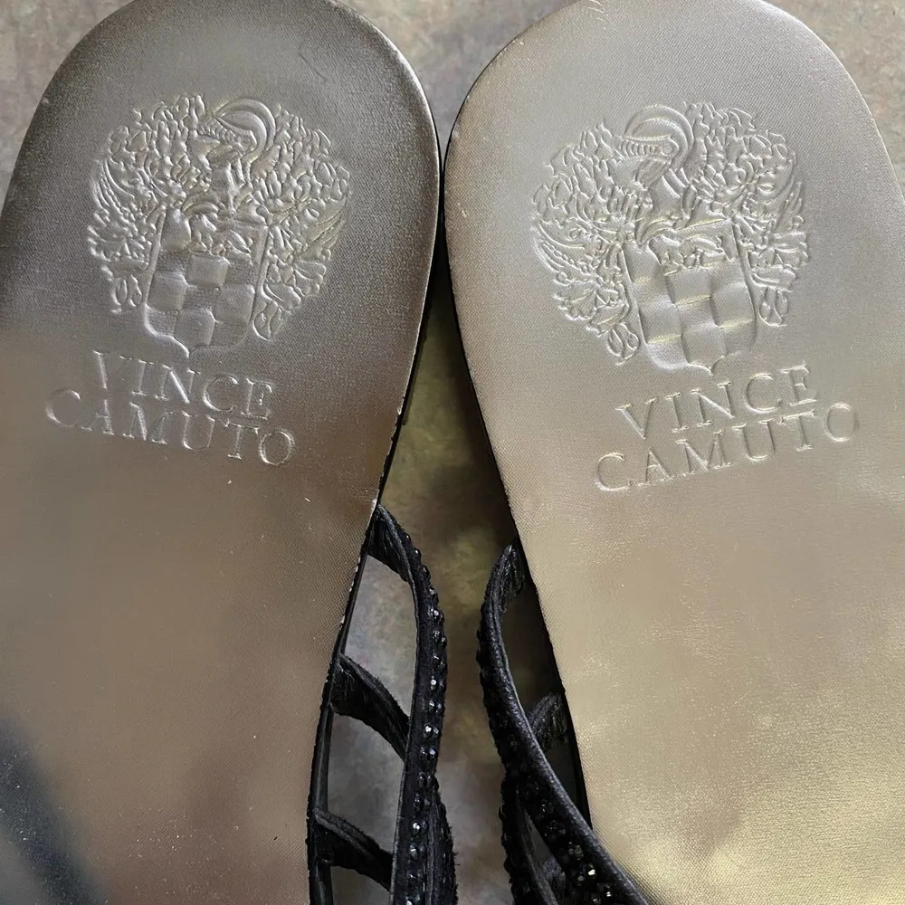 Vince Camuto Black Rhinestone Thin Strappy Coastal Modest Vacation Resort Fli… - Image 6