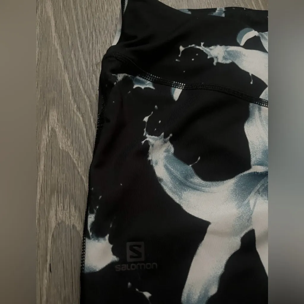 Salomon Women's Mantra Tech Leggings Size M Floral Black Blue White Activewear - Image 13