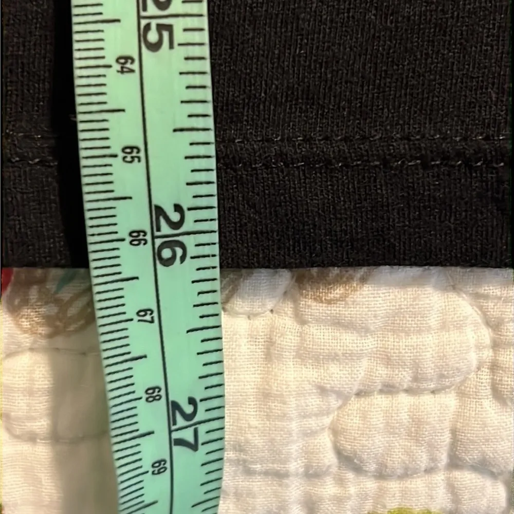 Disney Minnie Mouse womens sz 11-13 junior sleepwear top can be worn as t-shirt - Image 5