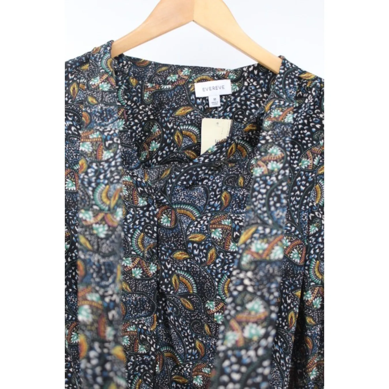 Evereve Charlie Tie Neck Blouse Women's Medium Black Paisley Long Sleeve NWT - Image 4