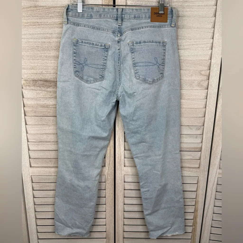 DENIZEN (LEVI'S) Mid Rise Boyfriend Distressed Stretch Jeans Light Wash-10/30 - Image 2