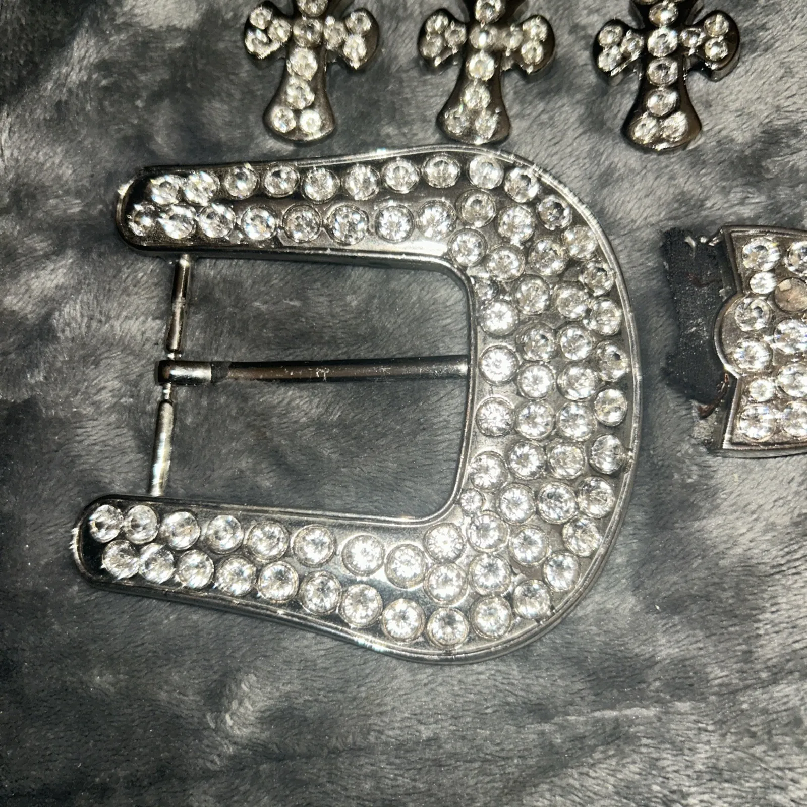Rhinestone Western Belt Buckle Set Crosses Arrowhead Silver Tone Bling Rodeo - Image 2