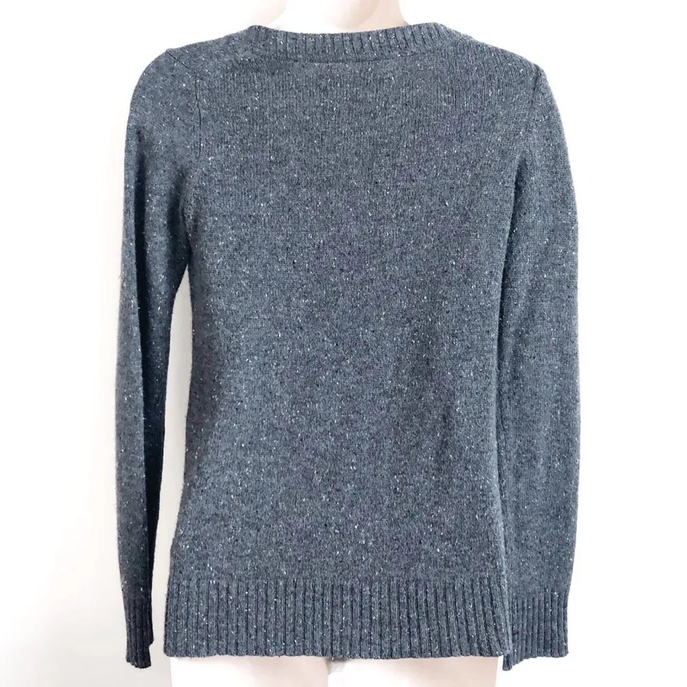 🆕 Old Navy soft wool v neck gray sweater - Image 2