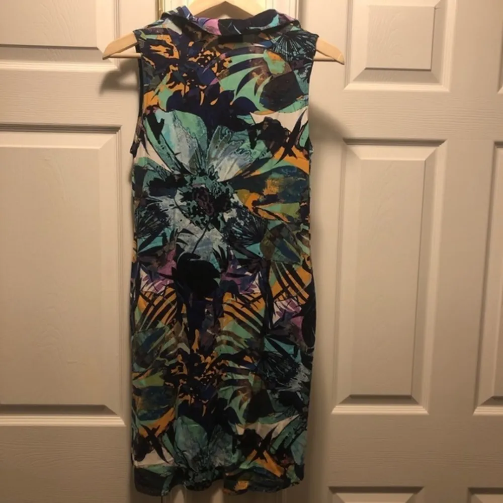 NY & Company Sleeveless Shift Dress - Image 2