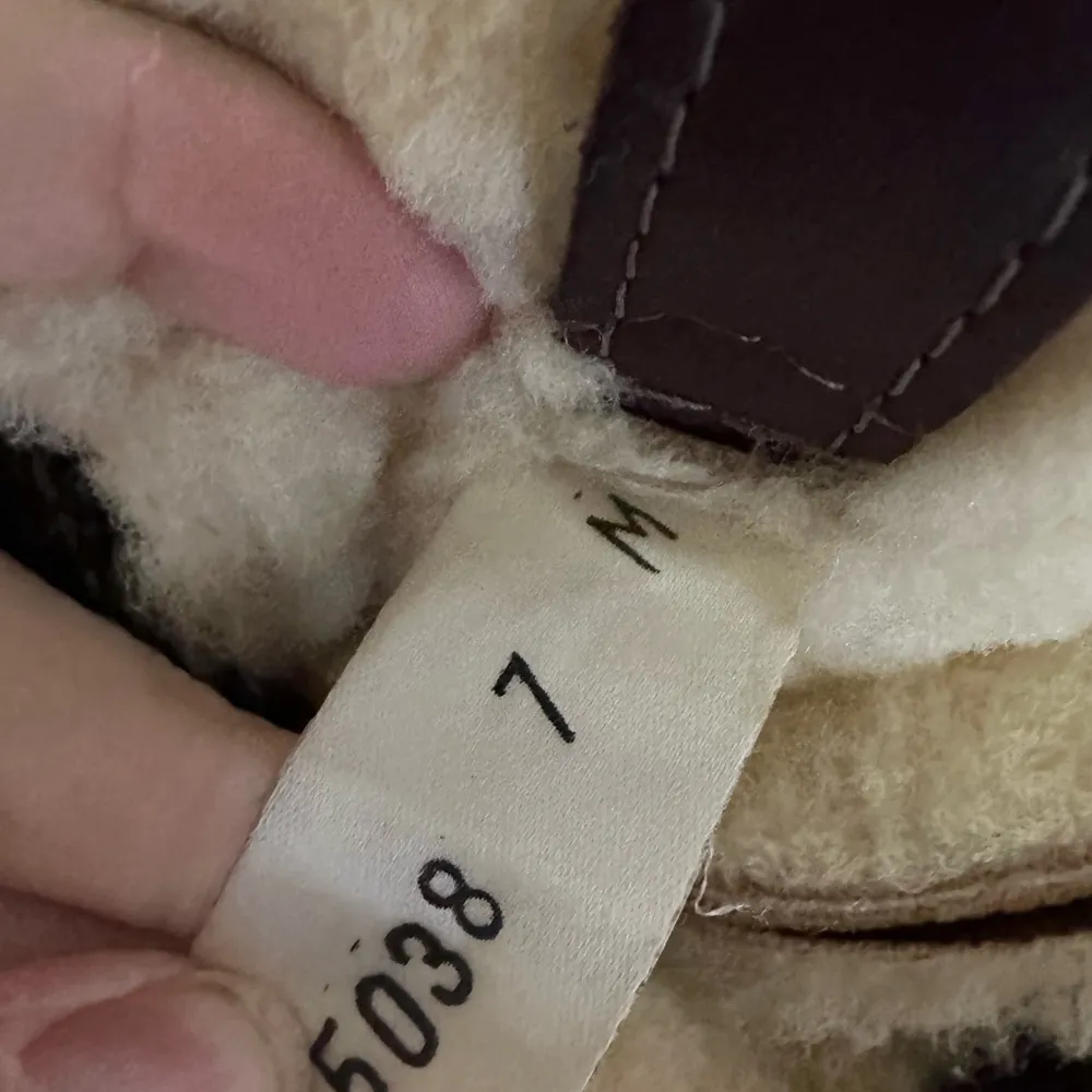 Eddie Bauer brown fur leather brown boots size 7M - Image 4