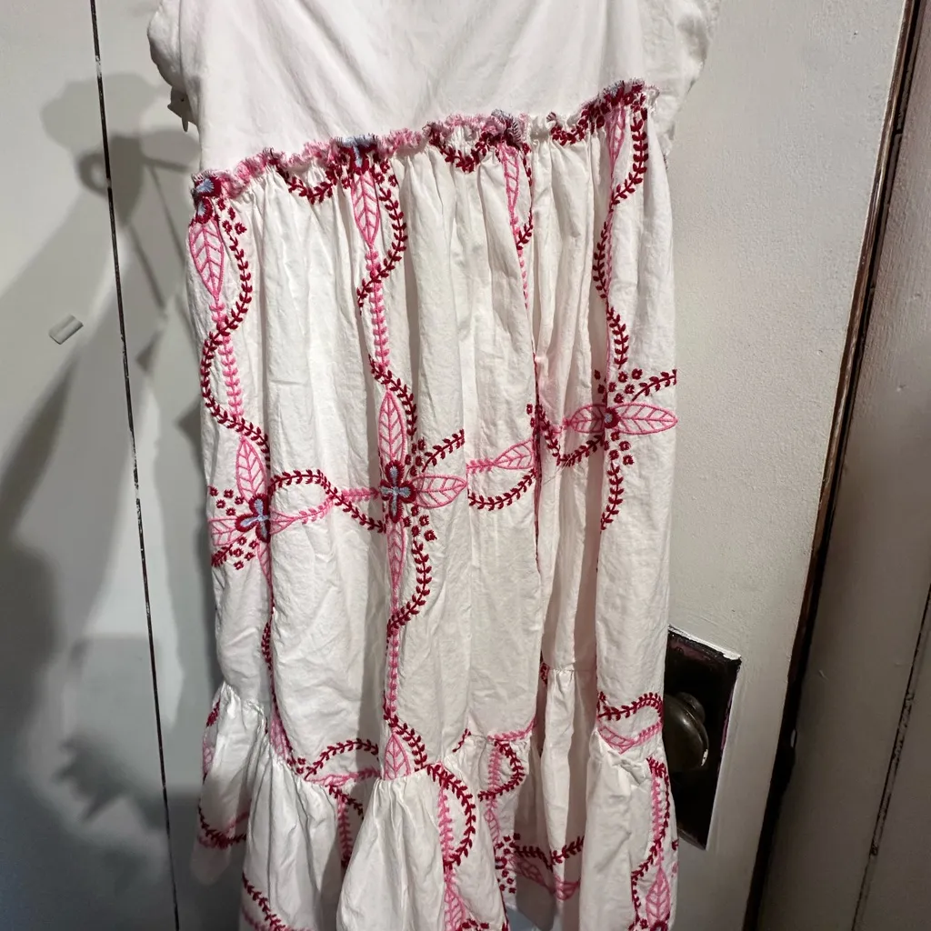 ANTHROPOLOGIE White and Pink EMBROIDERED Baby doll mini dress - Image 4