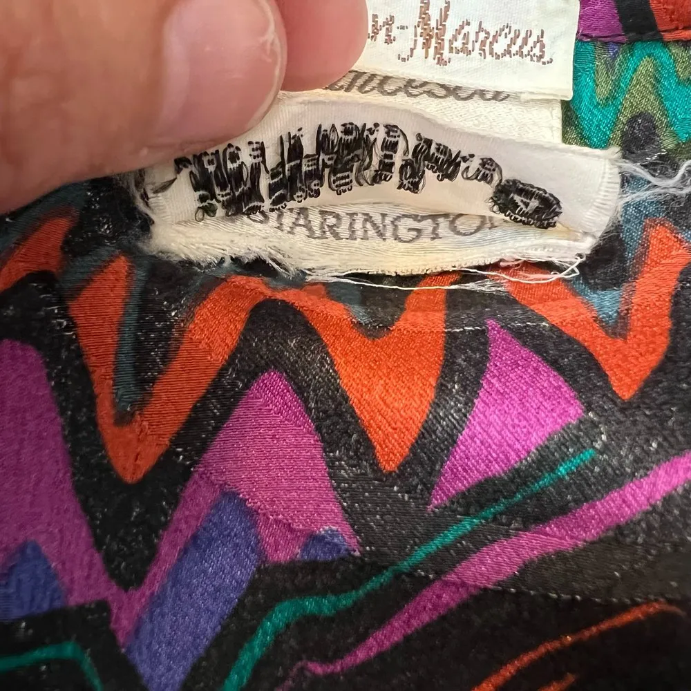 Neiman Marcus Vintage Bold Psychedelic Silk Blouse Size 4 - Image 4