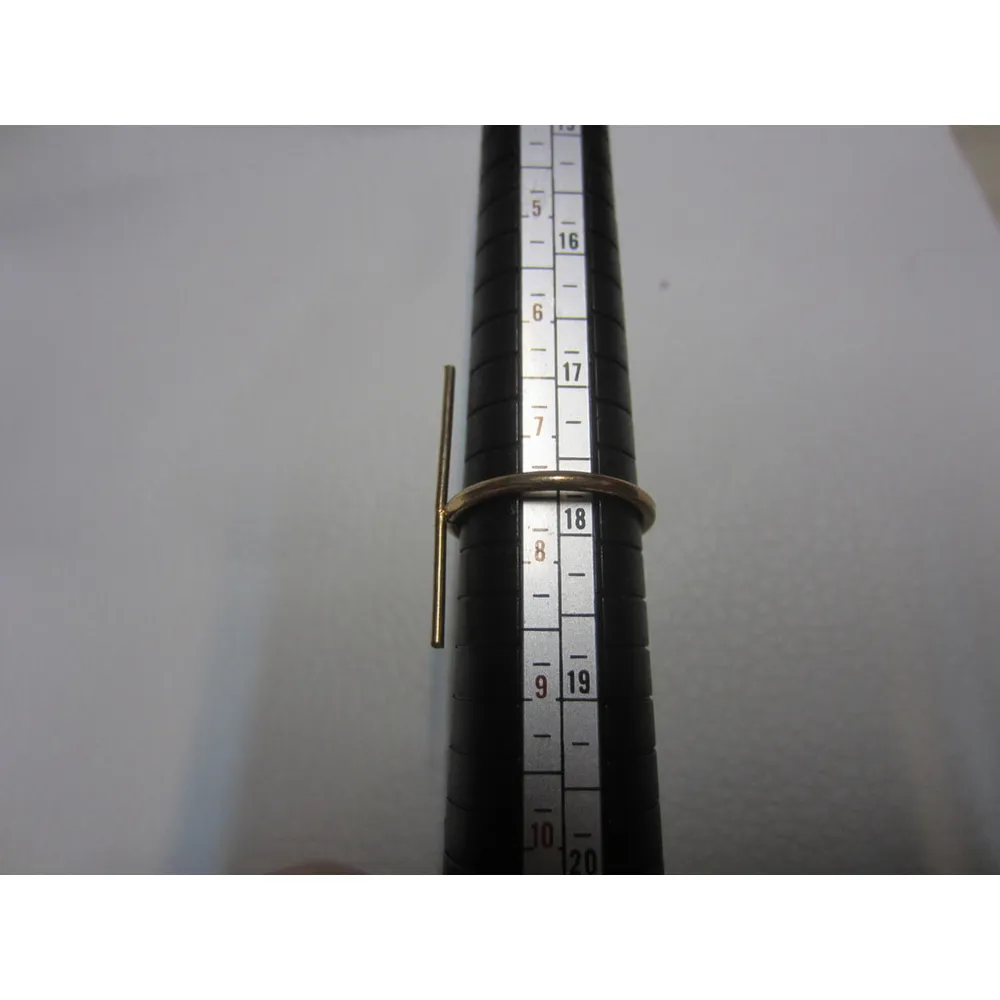 Gold Tone Thin Straight Bar Metal Ring Size 8 - Image 3