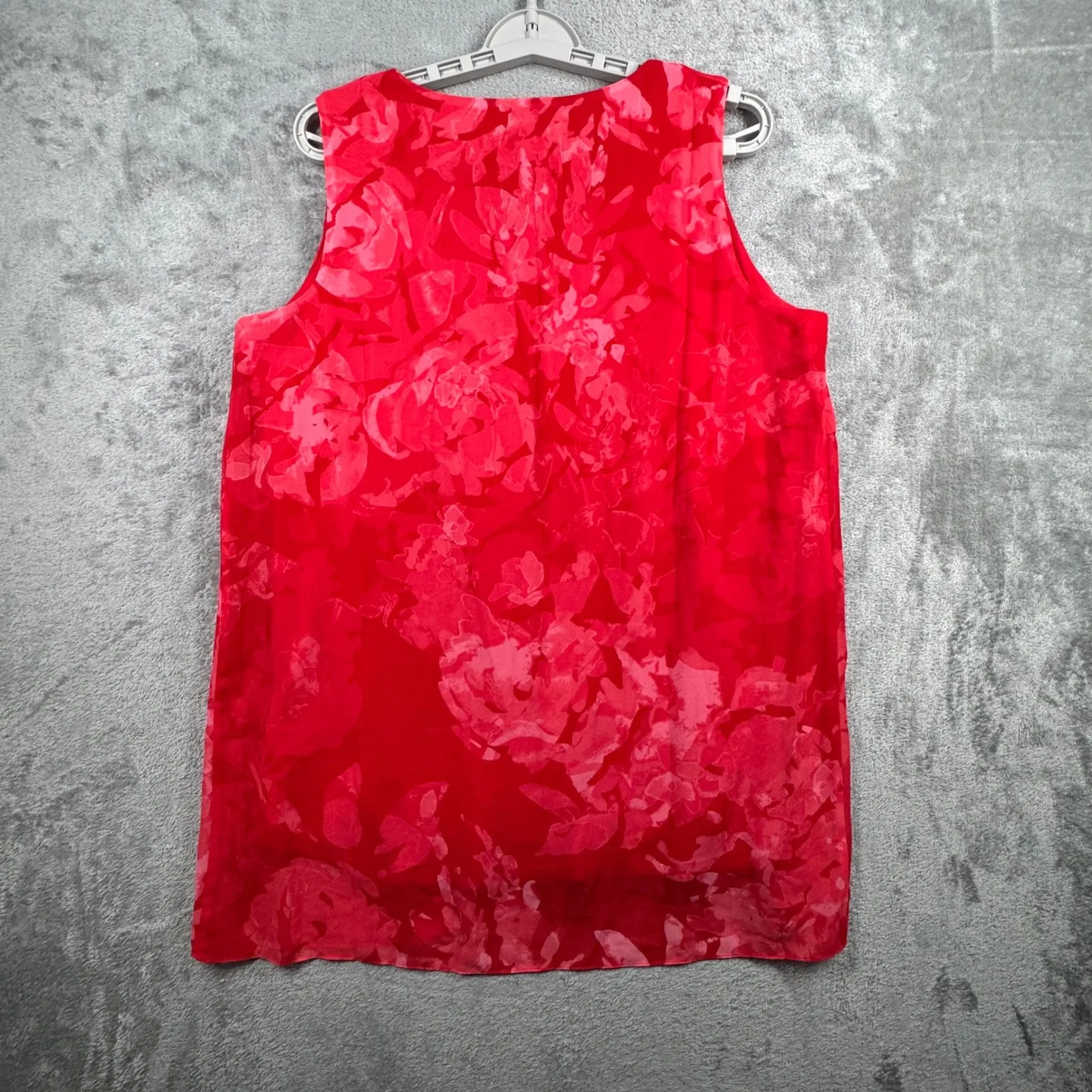 H by Halston Blouse M Red Pink Floral Sleeveless Tunic Chiffon Overlay Career - Image 3