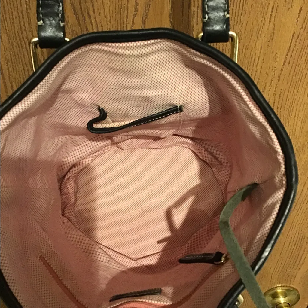 DOONEY AND BOURKE BUCKET BAG WITH WALLET - Image 6