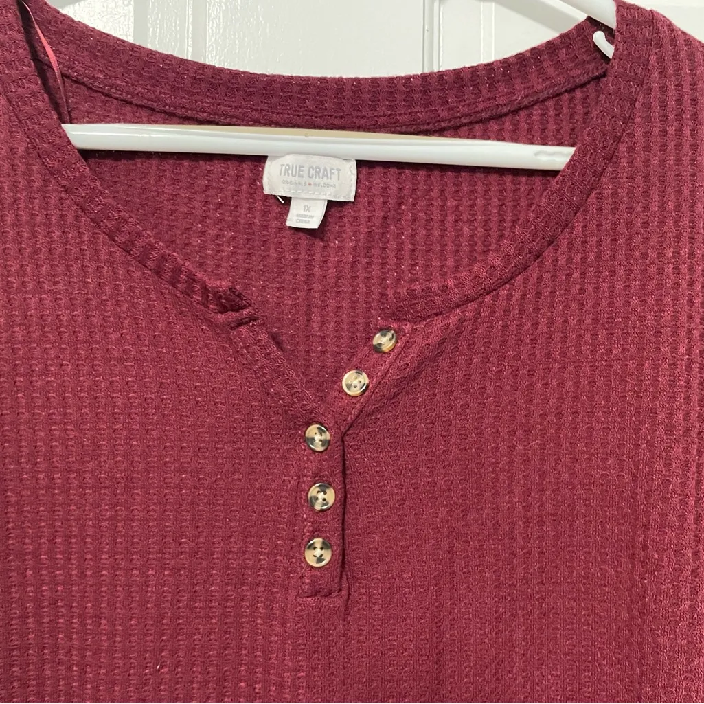 True Craft‎ V-Neck Long Sleeve Waffle Sweater Burgundy Wine Red Women’s 1X - Image 3