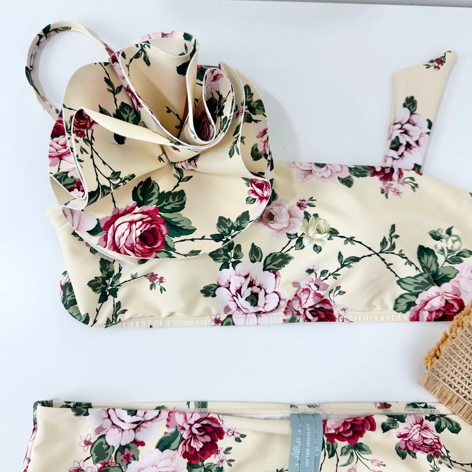 Anotonio Melani Style Bungalow Swimsuit Two Piece Bandeau Floral Cream L/XL NWT - Image 12