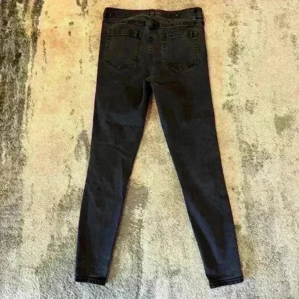Women’s Vince Camuto Jeans - Image 2