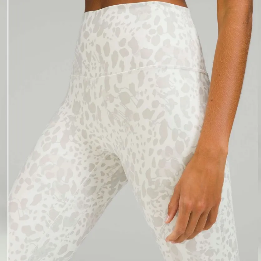 Lululemon Align High-Rise Crop 17" Cheetah Camo Antique White Multi size 2 - Image 2