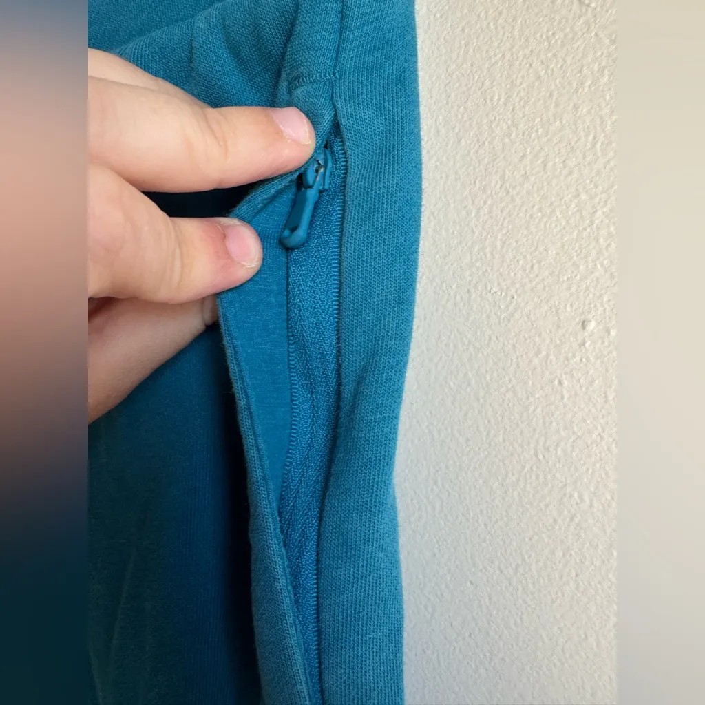 Fabletics Blue Sweatpants Joggers Ankle Size XS - Image 6