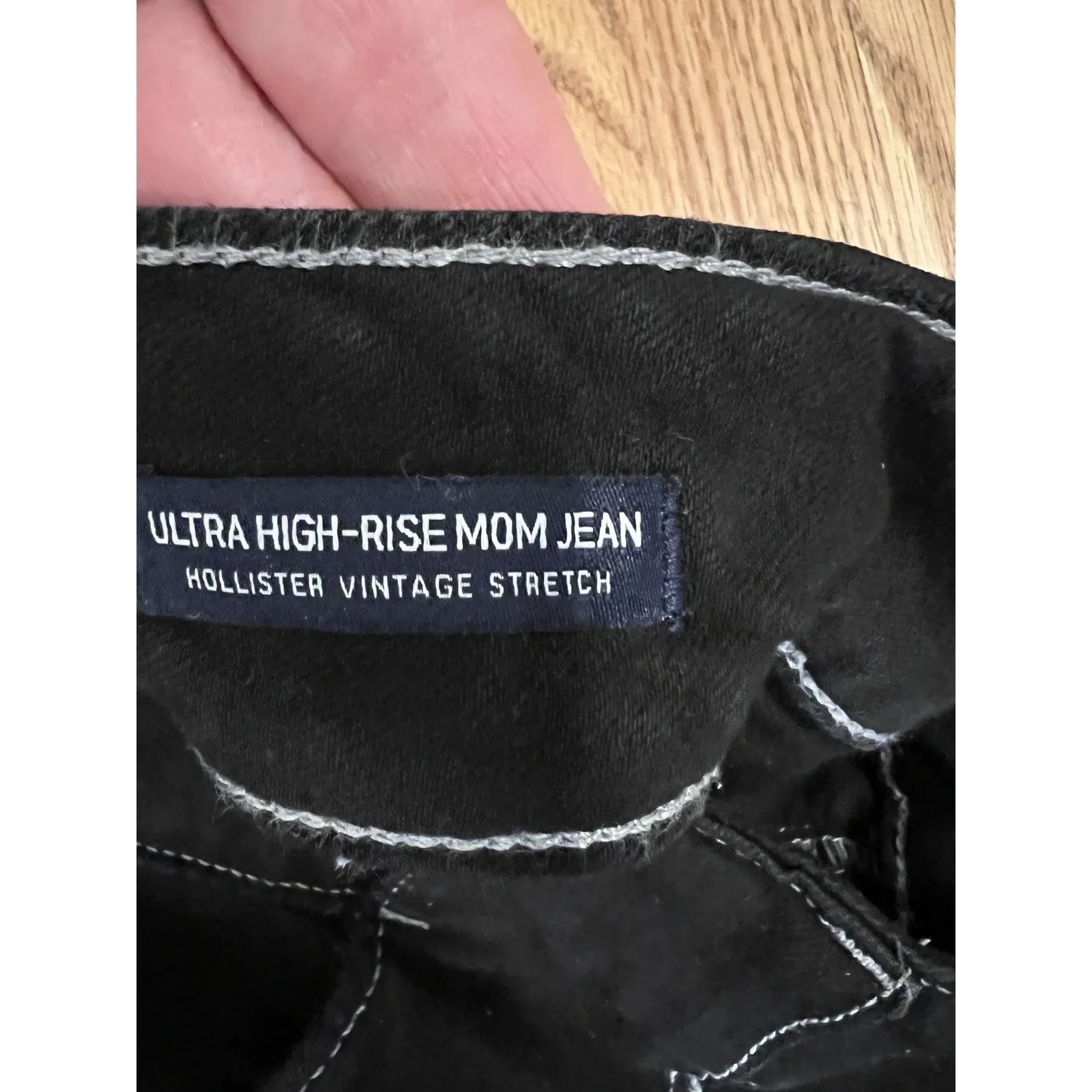 hollister 9 Jeans ultra high rise mom jean 29 x 27 black Raw Hem White Stitch - Image 3