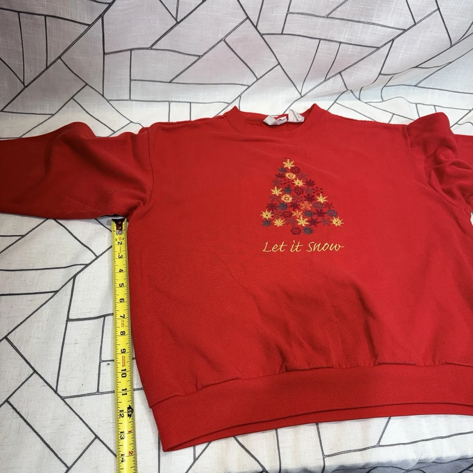 Basic Editions Sweatshirt Womens Large Red Christmas Embroidered Fleece Vintage Size undefined - Image 12