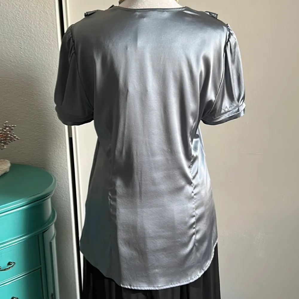 New Women’s BCBGMAXAZRIA Silky Tailored Satin Ruffled Collard Dressy Blouse - Image 7