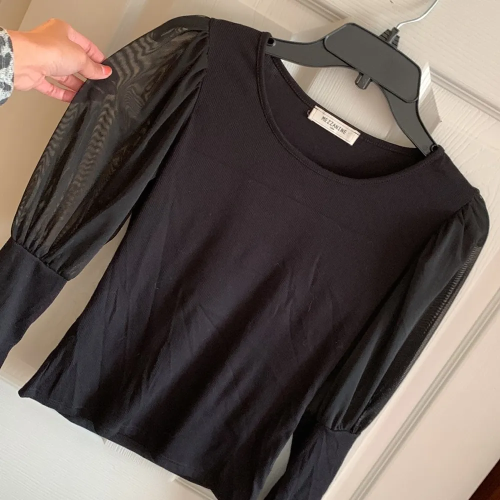 Mezzanine  top - Image 2