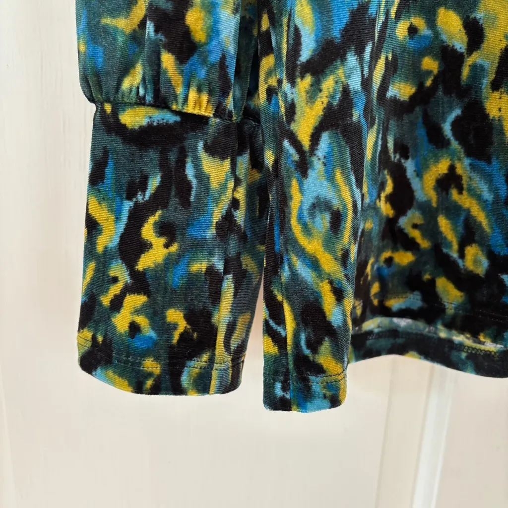 Chico's Size 3 Velvet Puff Sleeve Blouse Bright Multicolor Animal Print Chico XL - Image 6