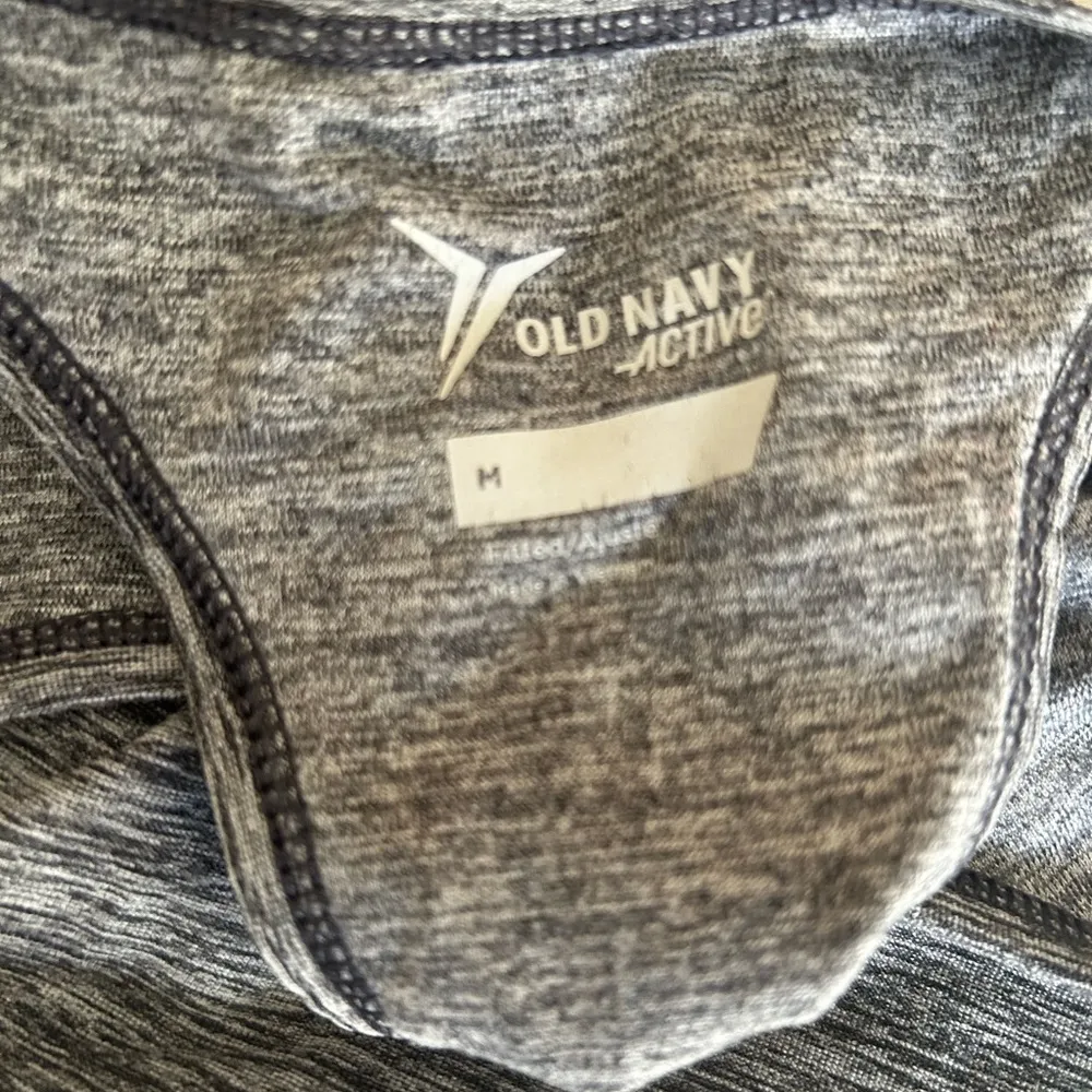 Old Navy workout tank top - Image 44