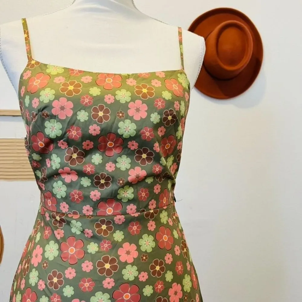 VRG GRL Green Hippie Retro Floral Silky Open Back Mini Dress NEW - Image 9
