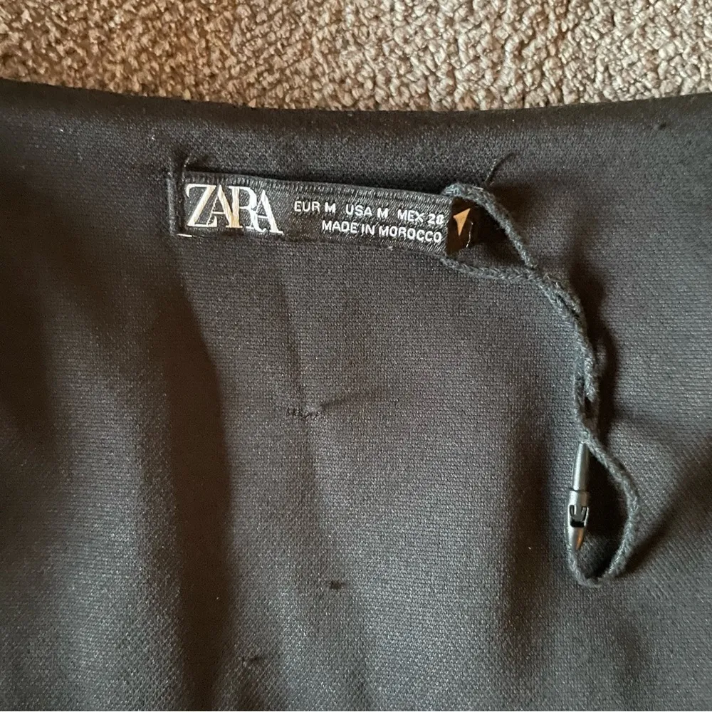 Zara Black Zebra Jacquard Structures Long Sleeve Bustier Crop Top Medium - Image 2