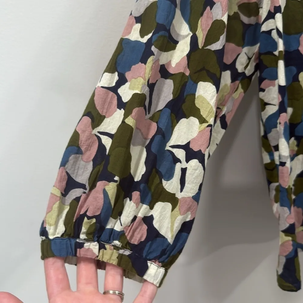 Velvet Multicolor Leaf Pattern Blouse Size Small EUC - Image 4