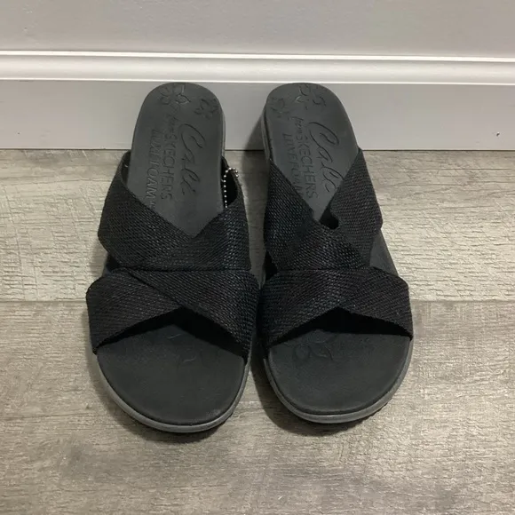 Cali From Sketchers Foam Wedges Size 9.5 Black - Image 2