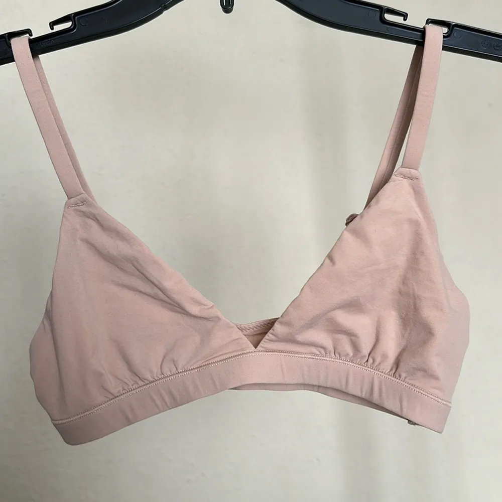 SKIMS Fits Everybody Triangle Bralette Sand Size S NWOT - Image 2