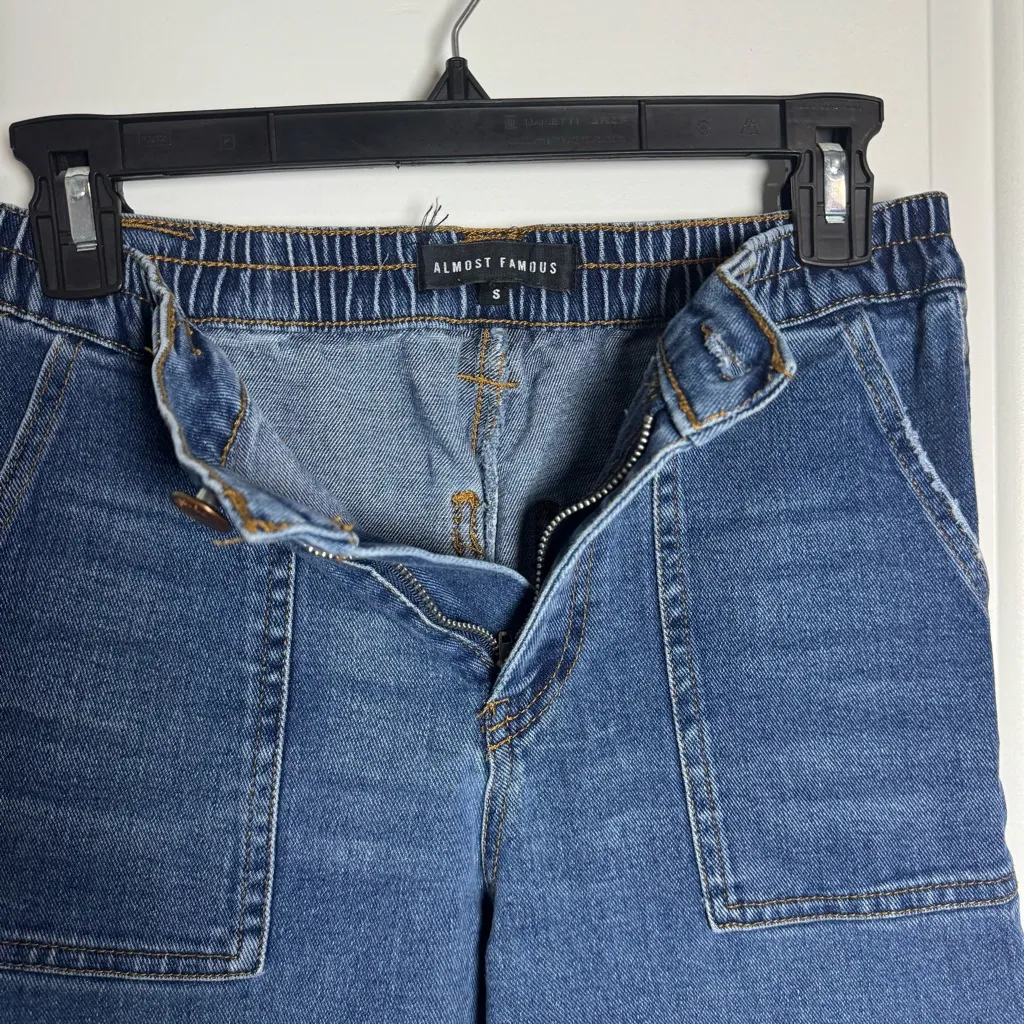 Juniors Almost Famous Wide Leg Cargo Denim Jeans Size S - Image 6