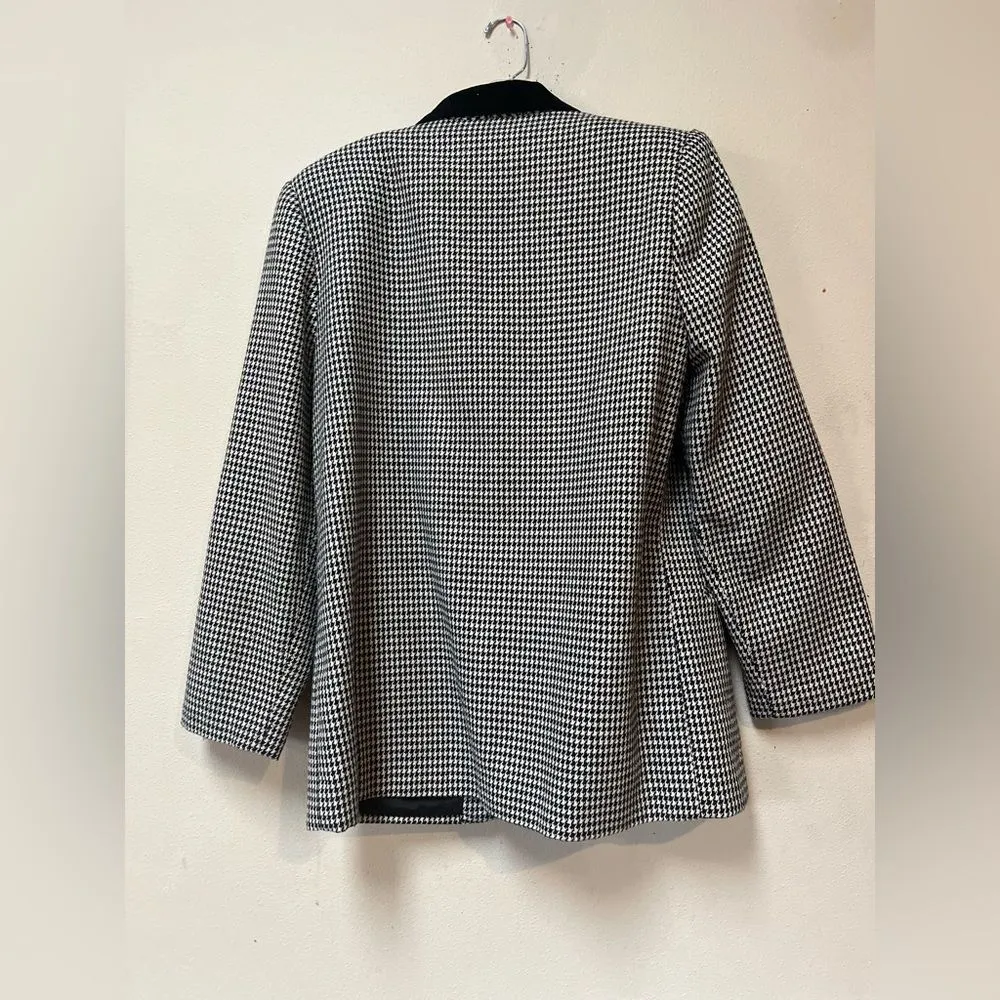 Sag Harbor Wool Houndstooth Blazer Women’s 10 Velvet Collar Classic Work Jacket - Image 2
