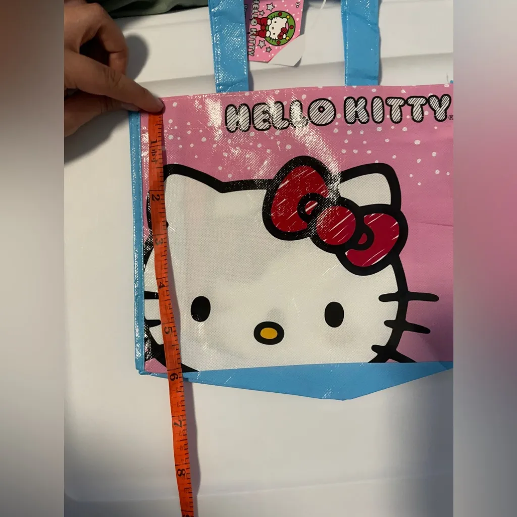 FREE! NWT SANRIO HELLO KITTY SMALL REUSABLE BAG Pink - Image 4