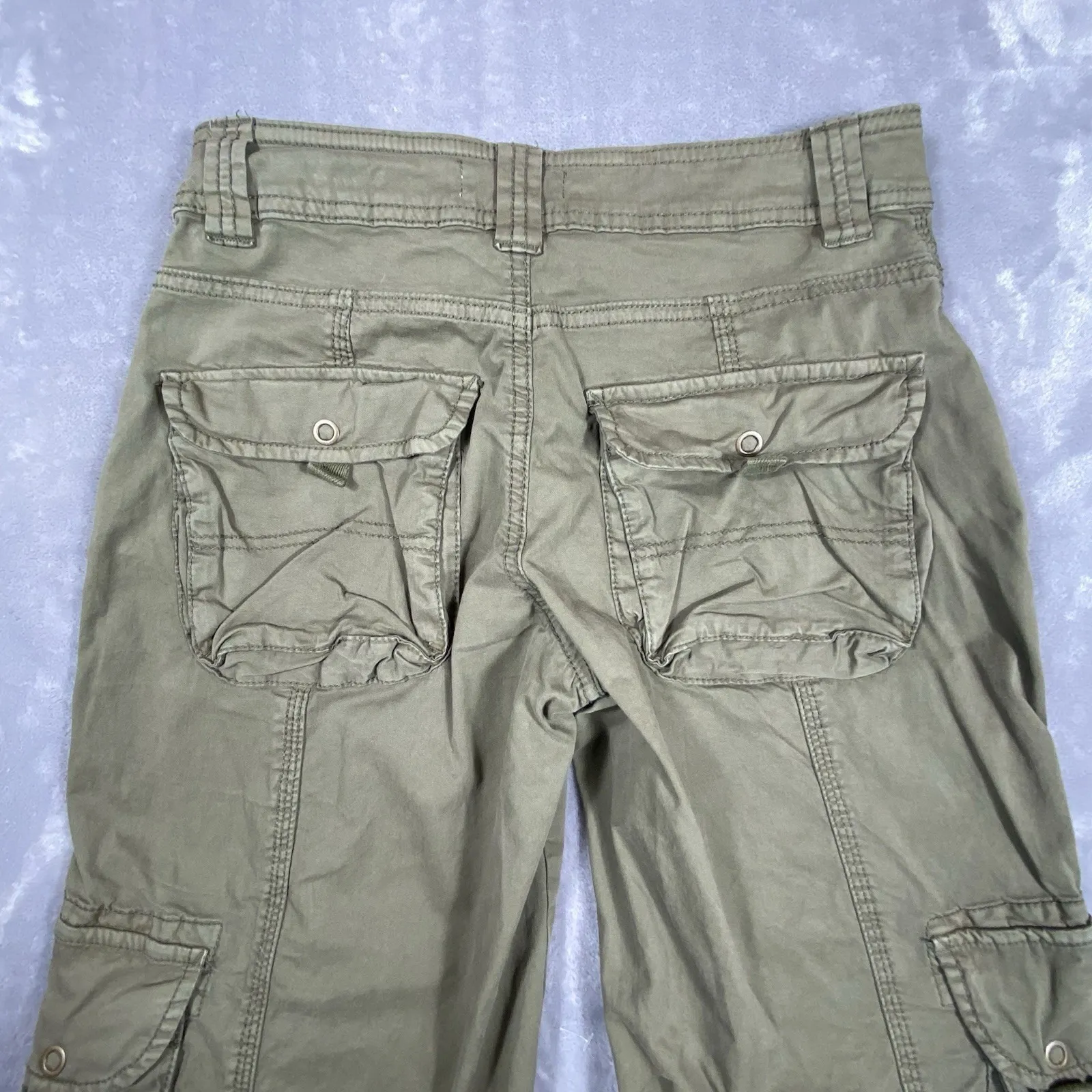 Y2K Garage Women's Sz 00 Flare Boot Cut Cargo Pants Baggy Army Green‎ Utility - Image 4