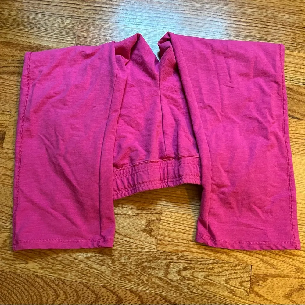 Victoria’s Secret PINK cropped sweatpants size large - Image 5