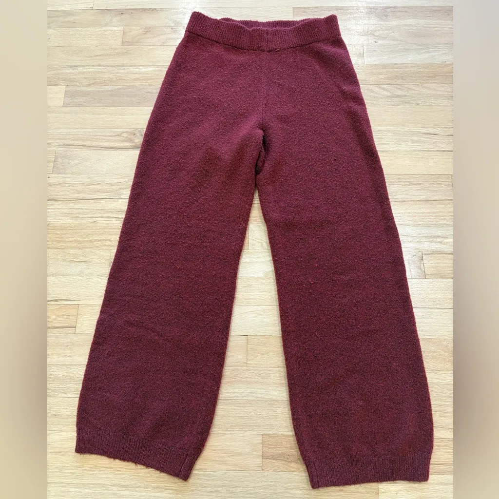 Time and Tru Sweater Set - Image 12